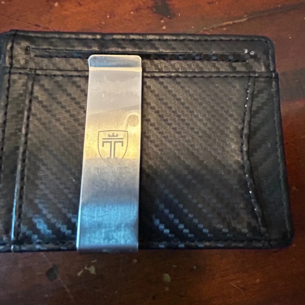 Travando Bifold Wallet Mens  Black Carbon Fiber Money Clip 4.75 in x 3.25 in